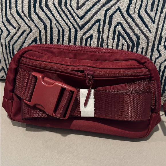 burgundy lululemon belt bag BAG– Closet From Hell Officially Licensed Brand Lululemon Everywhere Crossbody Belt Bag
